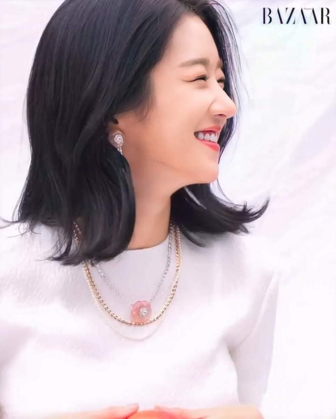 Seo Ye Ji khiến fan lo lắng vì thân hình như