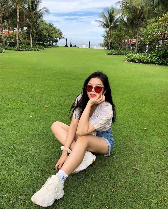 Học mỹ nhân showbiz Việt cách phối đồ để xin một vé gia nhập ngay “hội toàn chân” bạn nhé! - ảnh 1