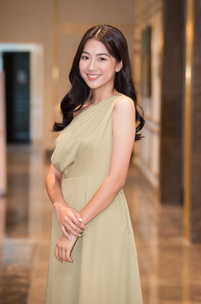 Dàn Hoa khôi tự tin “đọ sắc” cùng BGK tại vòng Sơ khảo phía Bắc Hoa Hậu Việt Nam 2020 - ảnh 6