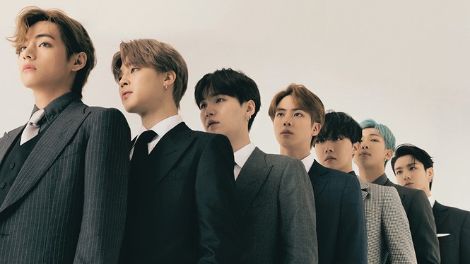 Áo len và đồng hồ của Jin (BTS) có giá tiền chênh lệch cỡ nào mà khiến netizen sửng sốt - ảnh 3