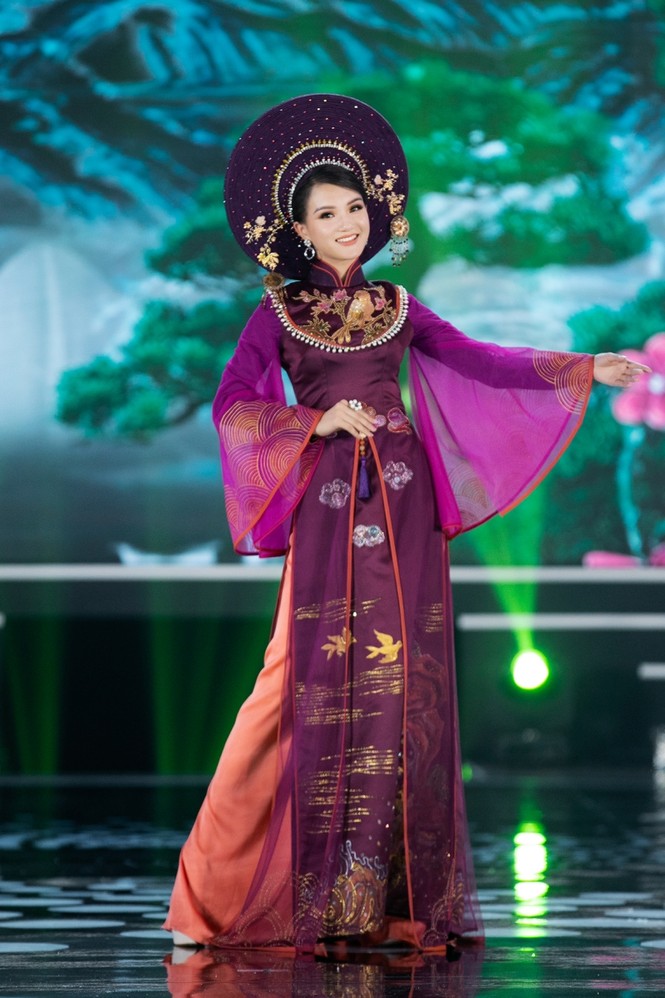 Hoa hậu Mỹ Linh ăn chay để hóa thân làm Thánh Mẫu trong màn trình diễn áo dài - ảnh 12
