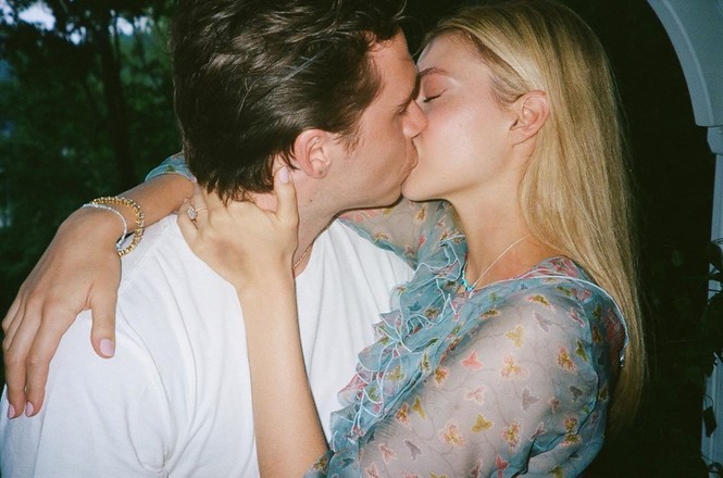 Brooklyn Beckham chia sẻ hình ảnh cầu hôn Nicola Peltz - ảnh 4