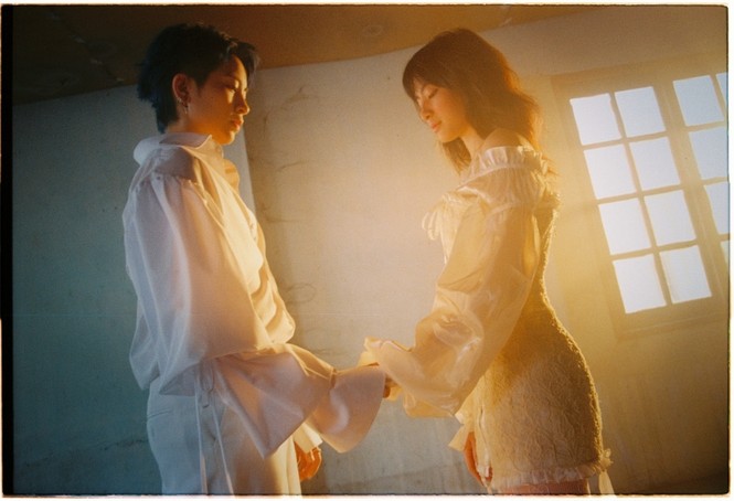 Gil Lê ra MV mới: Concept đã mắt, từng câu của bài hát như