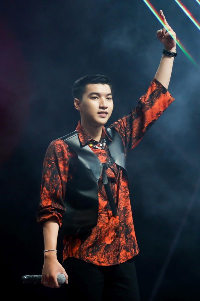 King Of Rap: Hành trình đi đến Top 10 đầy ấn tượng của chàng rapper điển trai - HIEUTHUHAI - ảnh 6