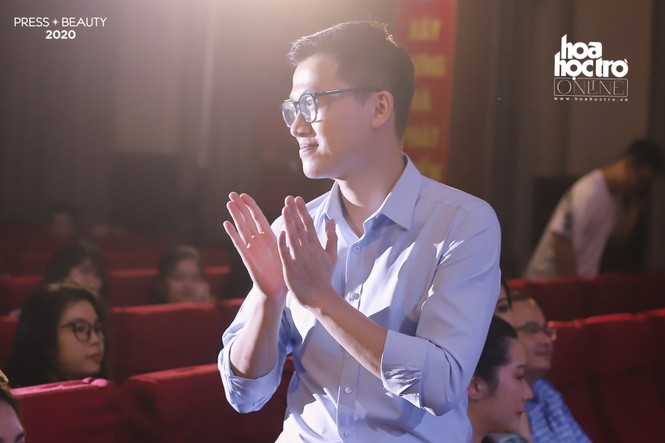 Press Beauty 2020: Các nữ sinh Báo chí