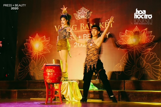 Press Beauty 2020: Các nữ sinh Báo chí