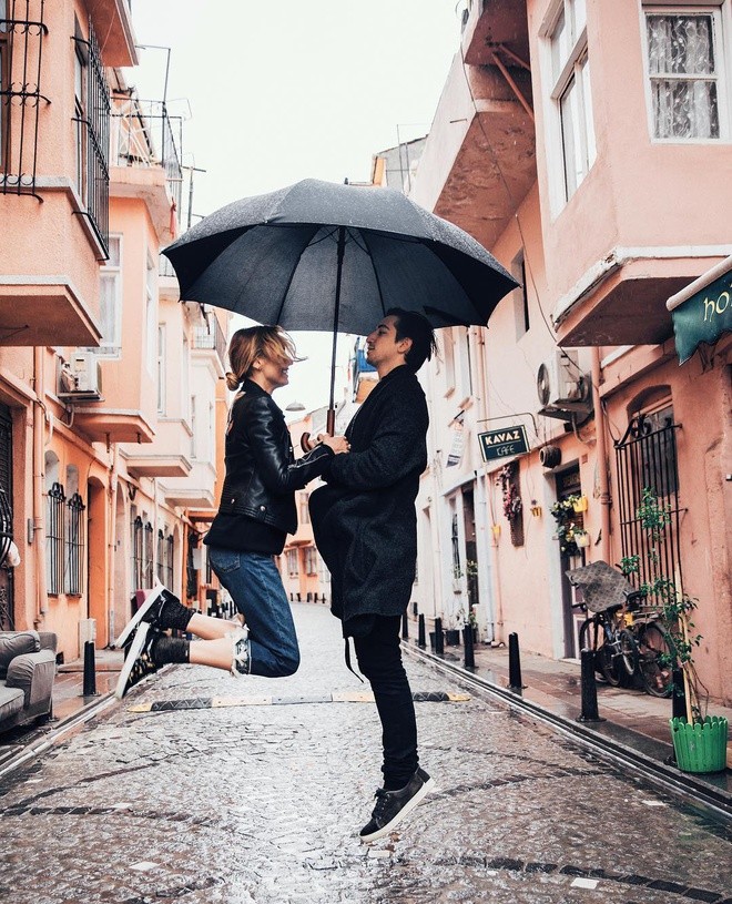Cặp đôi tạo trend