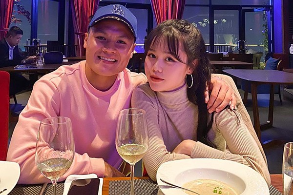 Bạn gái Quang Hải đăng status đầy tâm trạng về tình yêu, ẩn ý tình cảm rạn nứt? - ảnh 1