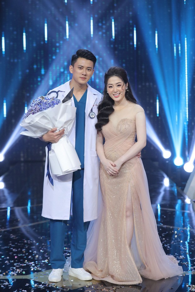 Bác sĩ điển trai
