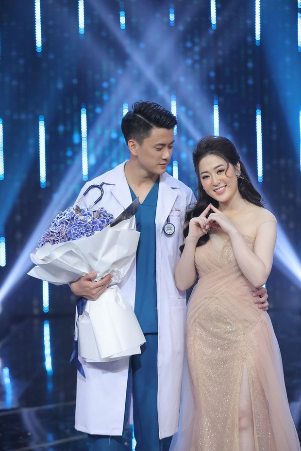 Nữ chính tập 8 Người Ấy Là Ai nói về Quang Lâm: