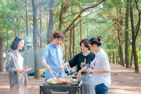 Ghé thăm rừng thông lớn nhất Hà Nội, cực hợp “đi đu đưa” với hội cạ cứng mùa Hè này - ảnh 1