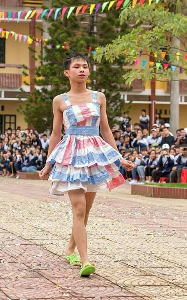Khi trường học trở thành