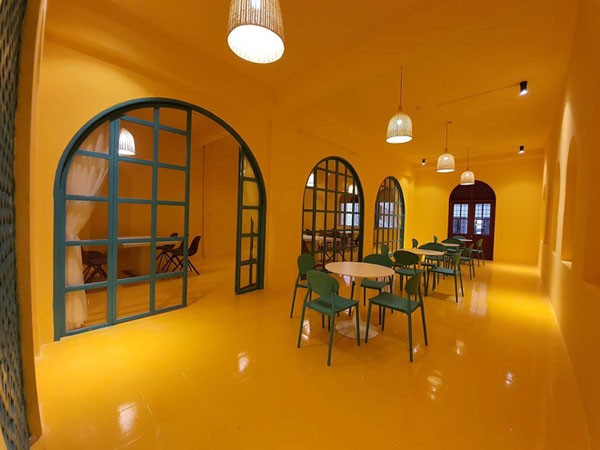Canteen của trường Đại học ở Đà Lạt với tông màu siêu độc đáo, bạn đã