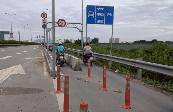 Tông vào khối bê tông chắn giữa đường, nam thanh niên tử vong - ảnh 2