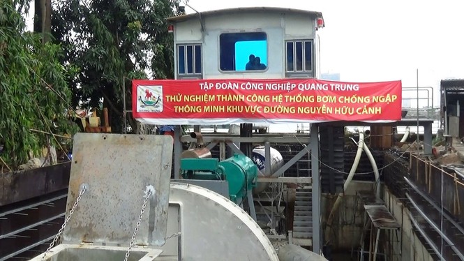 Chủ siêu máy bơm xin giải cứu phần còn lại của 'rốn ngập' Nguyễn Hữu Cảnh - ảnh 1