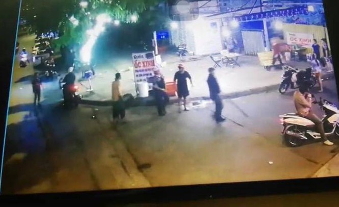 Dân bị chém thương tích 42%, có camera nhưng Công an không tìm được hung thủ - Ảnh 2.