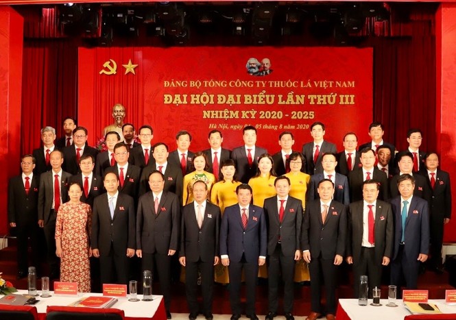 Ông Hồ Lê Nghĩa làm Bí thư Đảng Ủy Tổng Công ty Thuốc lá Việt Nam - ảnh 1