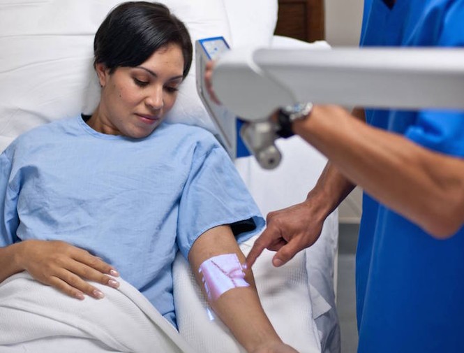 Phát minh dụng cụ giúp lấy máu không cần dò ven - ảnh 5