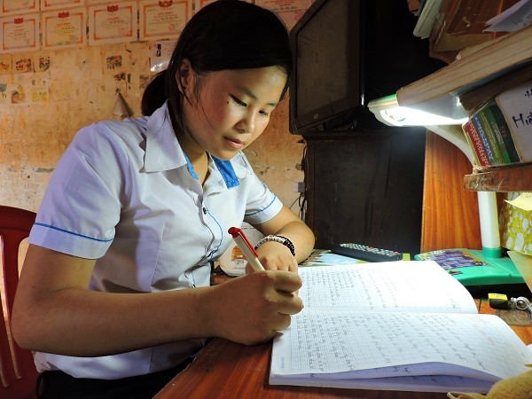 Lễ trao Học bổng Đọt Chuối Non lần thứ 6-2015 - ảnh 1