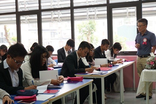 Doanh nhân Thái Hương: “Đừng để con trẻ mất tuổi thơ ở nước ngoài” - ảnh 2