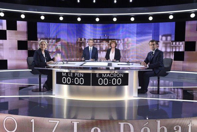Ông Macron đệ đơn khiếu nại bà Le Pen vu khống - ảnh 1