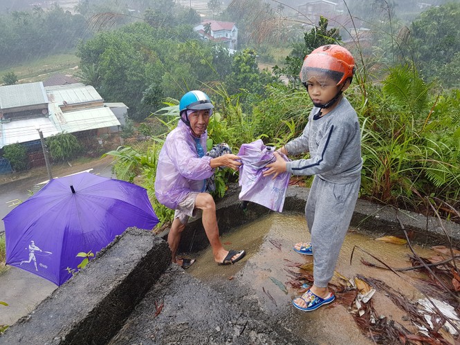 Hoảng loạn tháo chạy lên núi vì tin đồn vỡ đập thủy điện Sông Tranh - ảnh 3