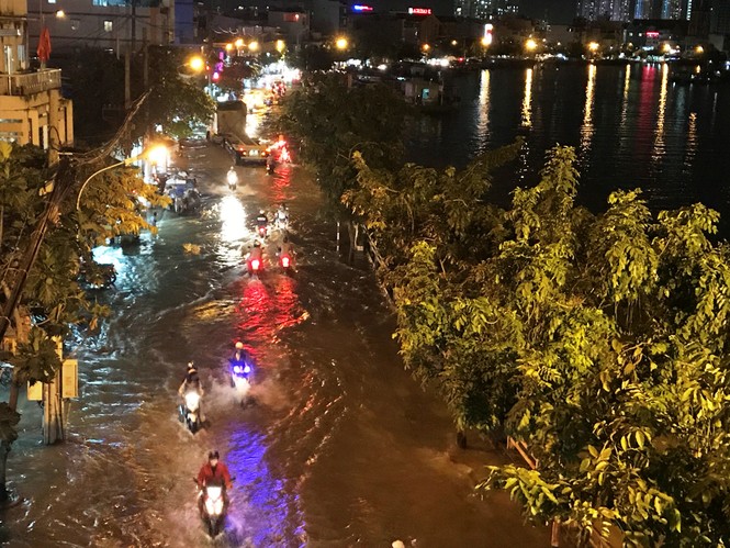 Nan giải bài toán chống ngập TPHCM: Gian nan tìm giải pháp - ảnh 1