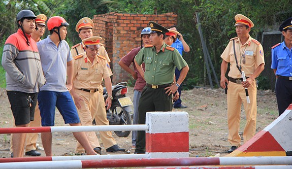 BOT Cai Lậy lại “thất thủ” lần 2 trong ngày đầu thu phí - ảnh 6