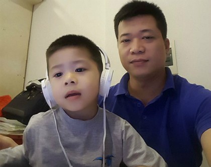 Ông bố từng cứu sống cả nhà chia sẻ cách thoát ngạt khói cháy - ảnh 2