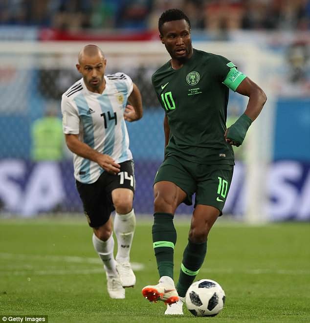 Đội trưởng Nigeria biết tin cha bị bắt cóc trước trận gặp Argentina - ảnh 1
