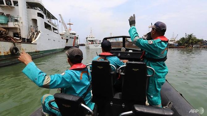 Rơi máy bay Indonesia: Quan chức thoát chết vào phút chót vì tắc đường - ảnh 1