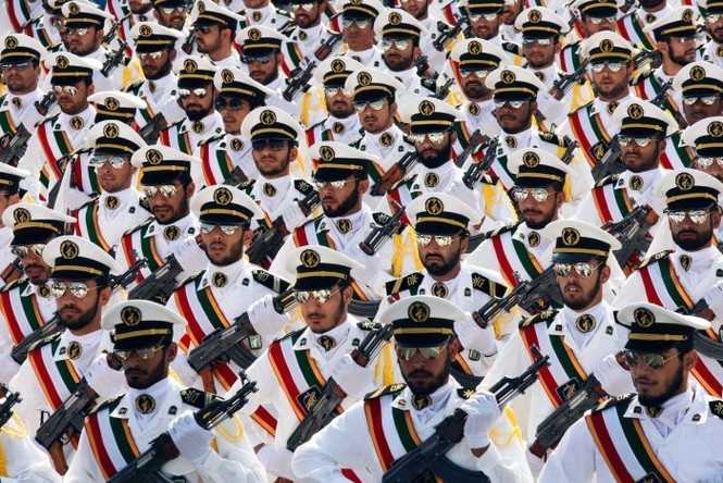 Chiến tranh Mỹ Iran sức mạnh quân sự lực lượng ủy nhiệm máy bay tàu chiến tên lửa Trung Đông - ảnh 1