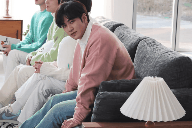 NU'EST, L.O.Λ.E và những màn tương tác mặn chát đậm chất ngày
