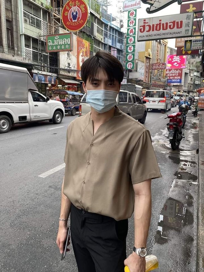 Mean Phiravich “náo loạn” Vlive khiến fan đứng ngồi không yên - ảnh 7