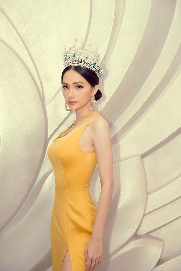 Hoa hậu Hương Giang ủng hộ 10 tấn gạo cho Đà Nẵng chống dịch COVID-19 - ảnh 3