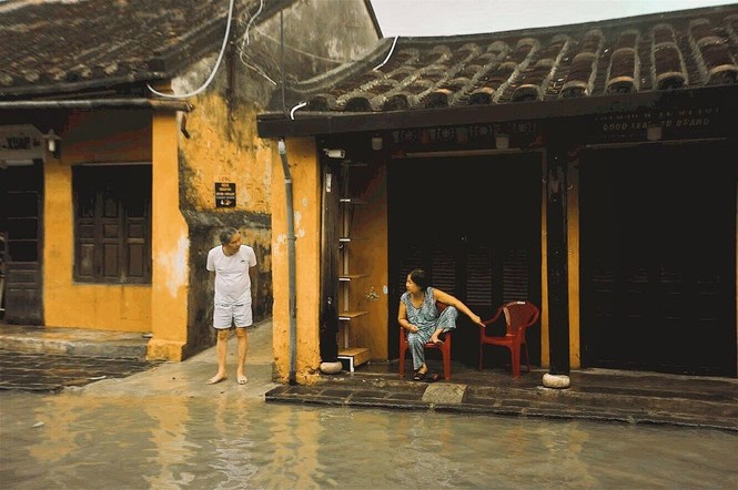 “Sau cơn mưa trời lại sáng - Sau bão tố, Hội An sẽ đẹp lại thôi” - ảnh 10