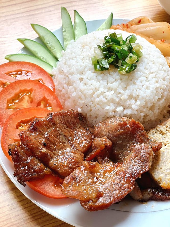 Ăn sập Sài Gòn: Cùng nhâm nhi thực đơn Á - Âu giá dễ chịu - ảnh 3