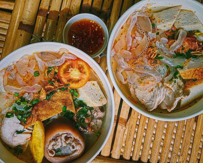Giờ ăn đến rồi: Bún cá Nha Trang loại đặc biệt hay Tokbokki thơm ngon vô đối? - ảnh 1