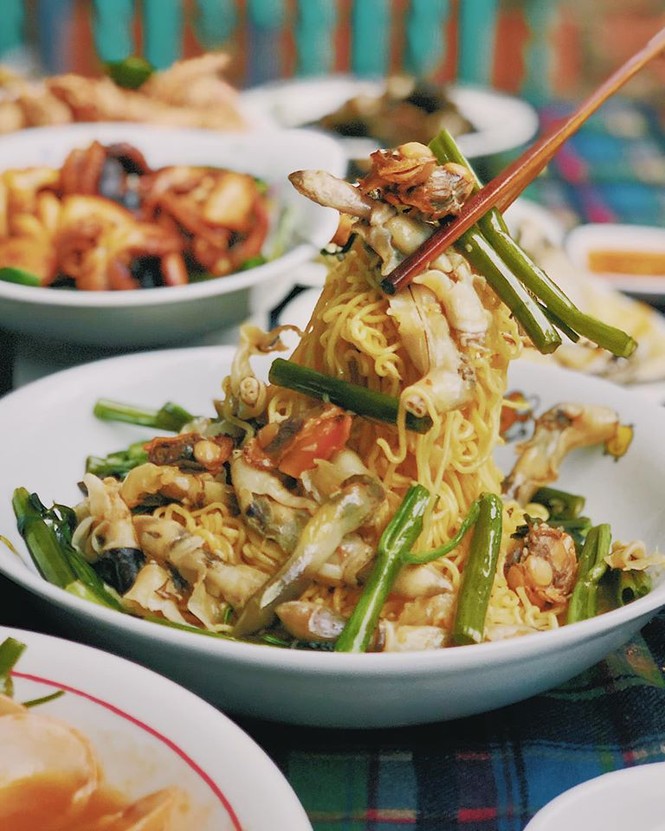Món ngon Sài Gòn: Hải sản giá hạt dẻ và thực đơn phủ ngập cheese, bạn chọn đi! - ảnh 2
