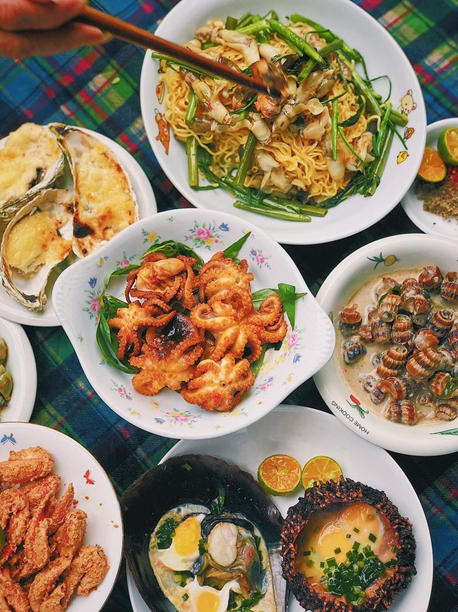 Món ngon Sài Gòn: Hải sản giá hạt dẻ và thực đơn phủ ngập cheese, bạn chọn đi! - ảnh 4