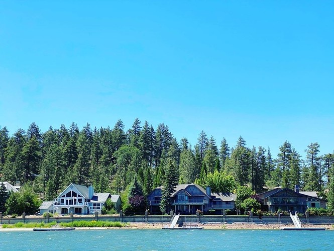 Big Bear Lake - thành phố trên núi được bao quanh bởi hàng thông xanh rì - ảnh 10