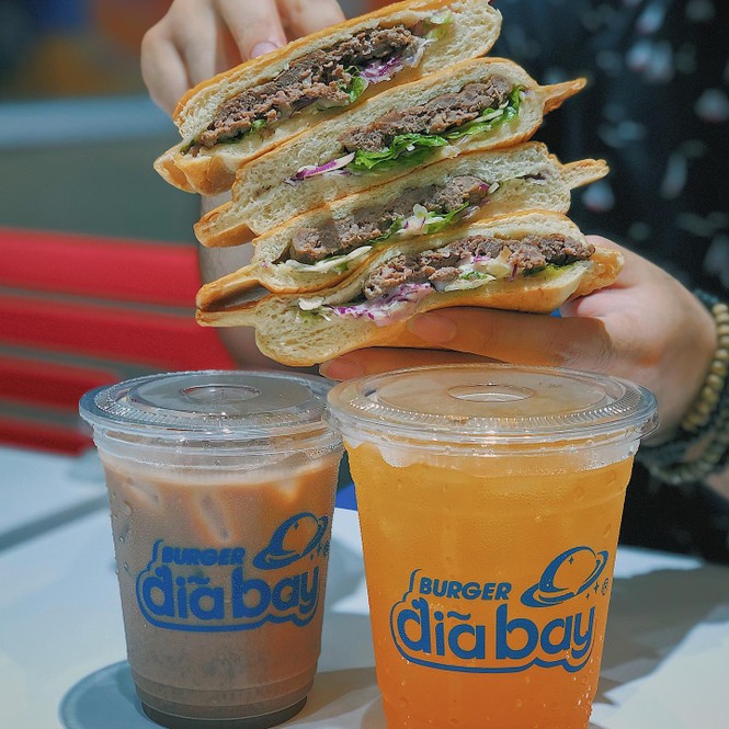Hẹn hò Sài Gòn: Team hảo ngọt và team mê burger mau mau bơi vào đây - ảnh 6