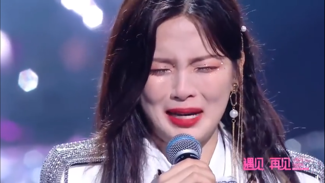Hội những nữ idol không ngại “bóc phốt” ông chủ: Ngu Thư Hân chuyên đem sếp ra tấu hài - ảnh 6