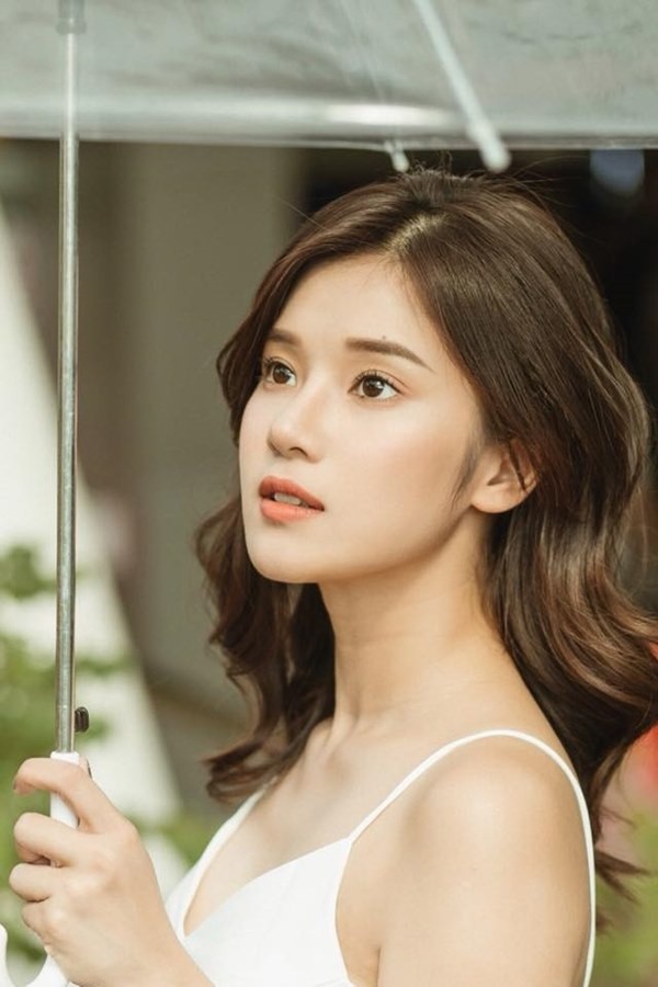 Trong thế giới fangirl: Ngoài kia nếu có khó khăn quá, về với fan Yến nhé, yêu thương! - ảnh 4