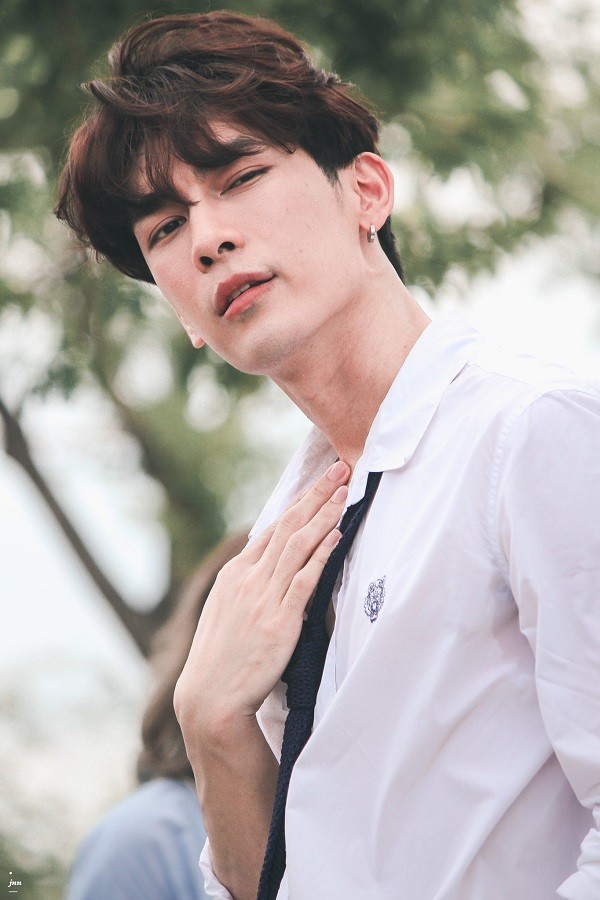 Trong thế giới fangirl: Mew Suppasit khiến tôi bước ra vùng an toàn, ngắm nhìn thế giới - ảnh 3