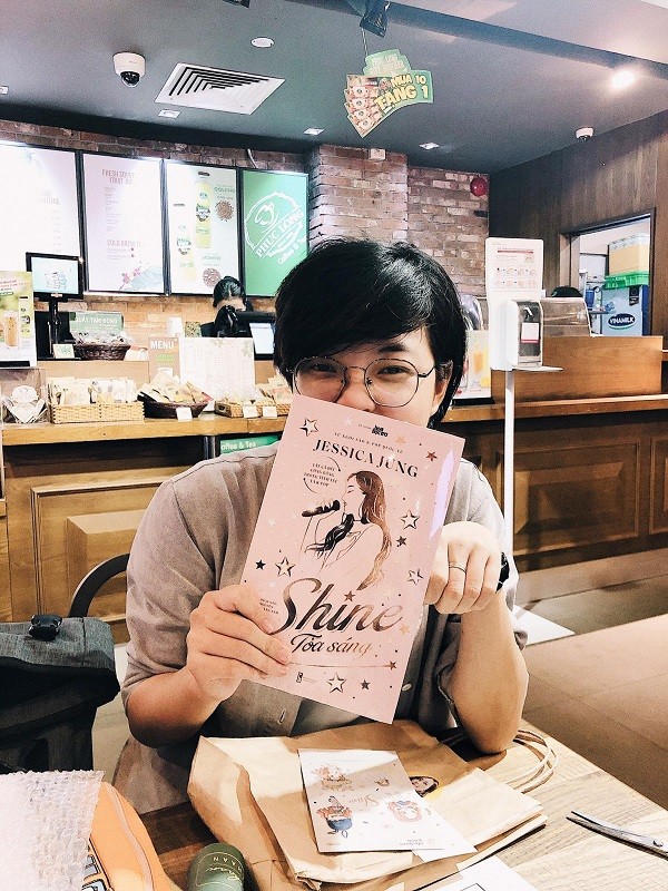 Chan Hyuk, Jessica và Mizushima Hiro: Những nghệ sĩ thử viết tiểu thuyết và đã thành công - ảnh 2