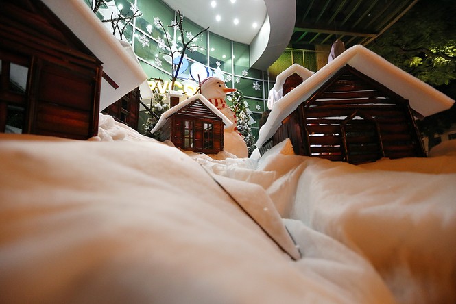 Khắp phố phường Hà Nội đã rạo rực trước mùa Noel - ảnh 13