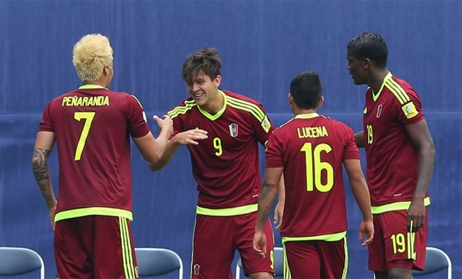 U20 Argentina và Đức nếm trái đắng ngày khai mạc - ảnh 1