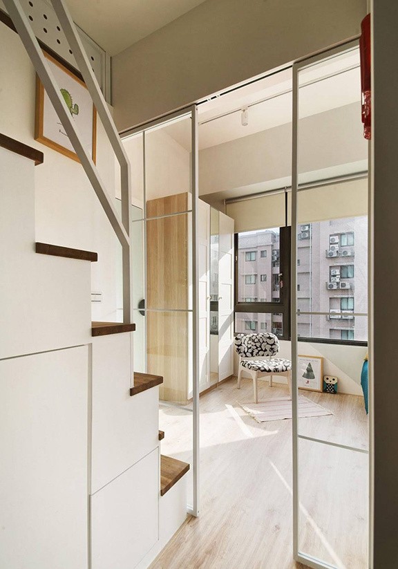 Căn hộ 30m2 chật hẹp, tối tăm như rộng gấp đôi sau cải tạo - ảnh 6