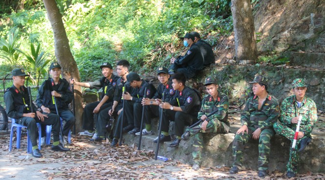 Công an, biên phòng cùng tung quân truy bắt phạm nhân 